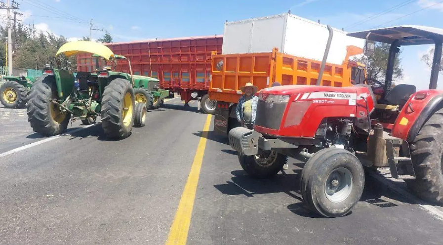 Tlaxcala se detiene: campesinos cierran el Arco Norte y exigen respuesta urgente