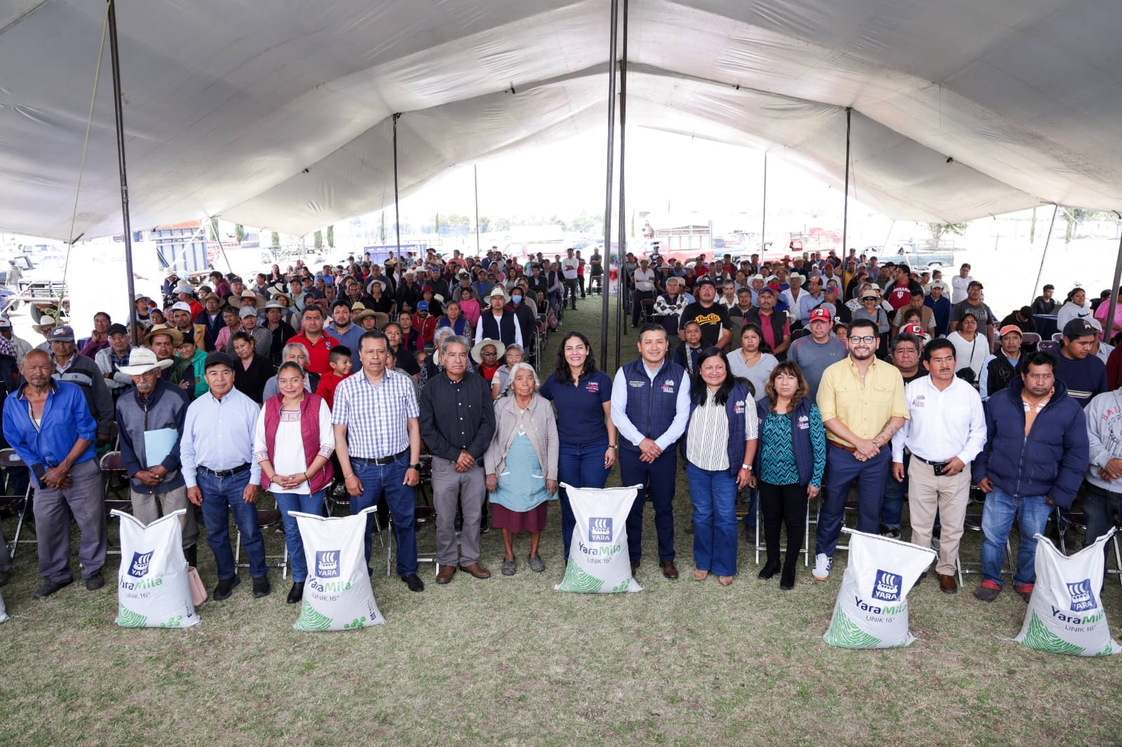 Inicia distribución de fertilizantes a familias agricultoras en San Andrés Cholula