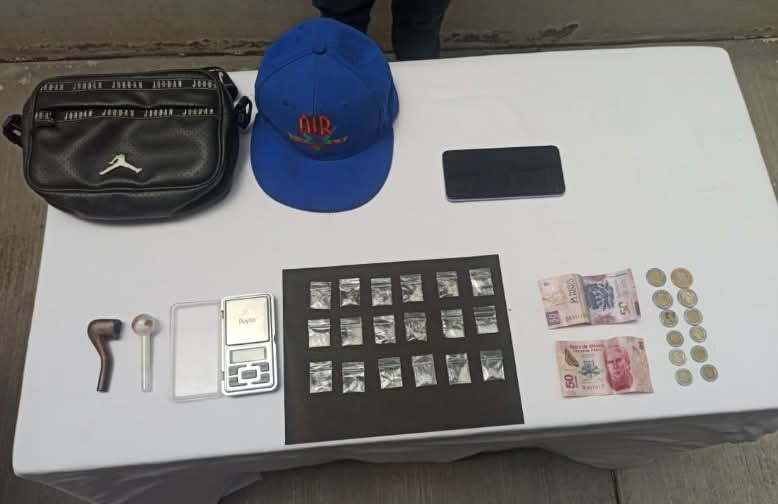 Detienen a presunto distribuidor de droga durante operativo de vigilancia en Coronango