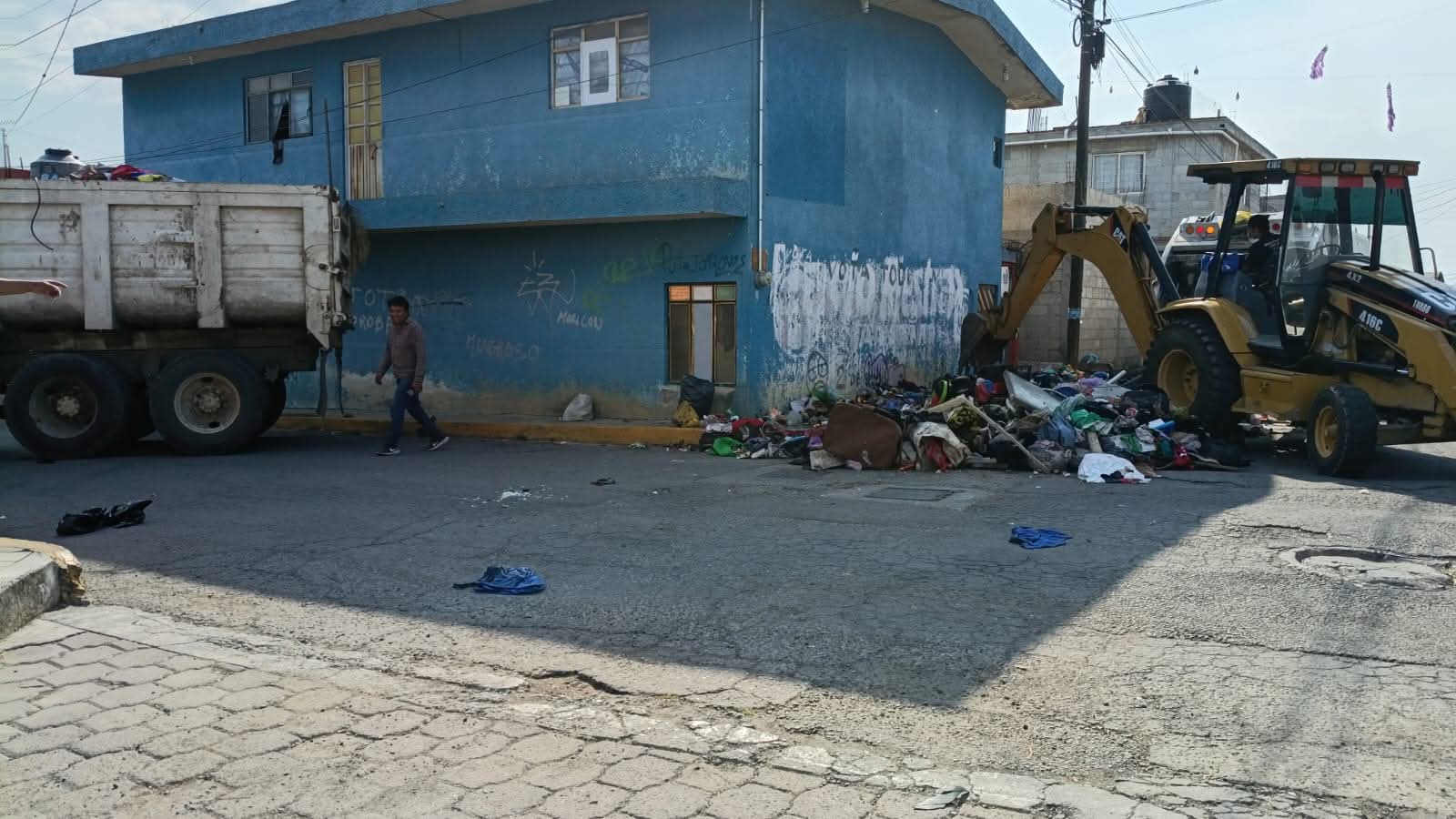Atienden acumulación de basura en Cuautlancingo; autoridades llaman a respetar horarios de recolección
