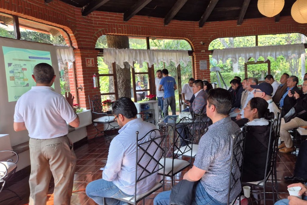 CEASPUE capacita a organismos operadores para mejorar el servicio de agua en Puebla