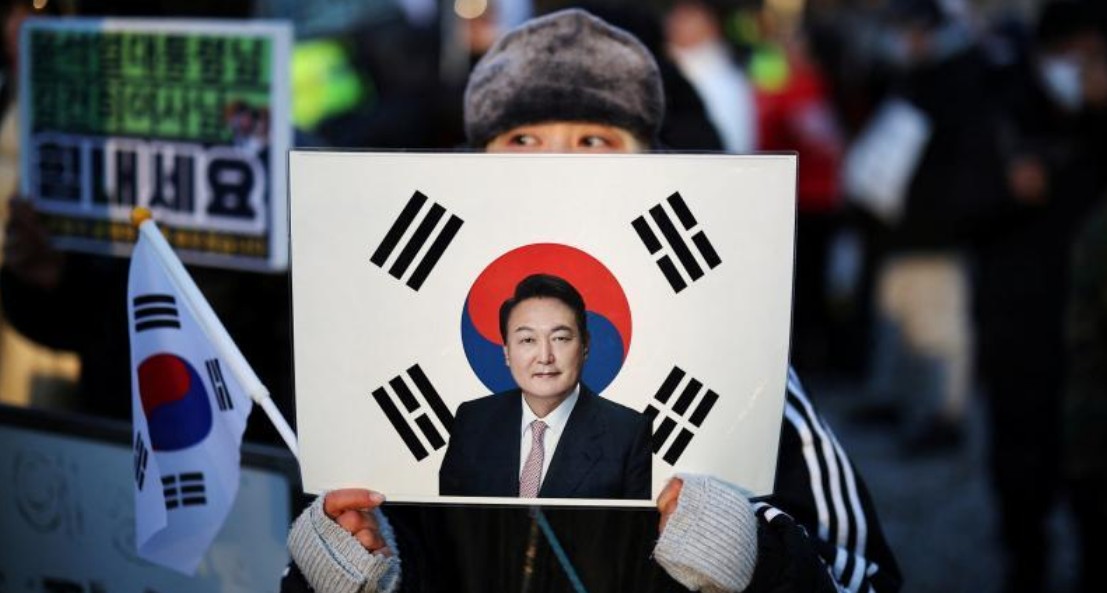 Fiscalía acusa plan para mantenerse en el poder desde 2023