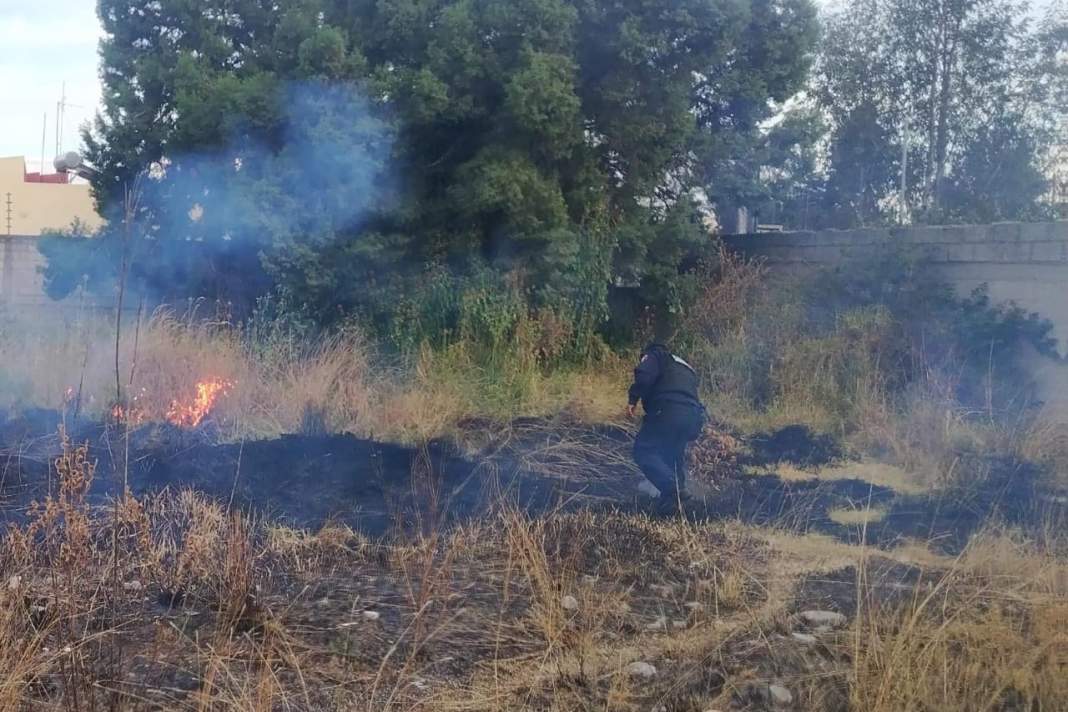 Incendio cerca del CBTIS 3 en Tlaxcala fue controlado a tiempo