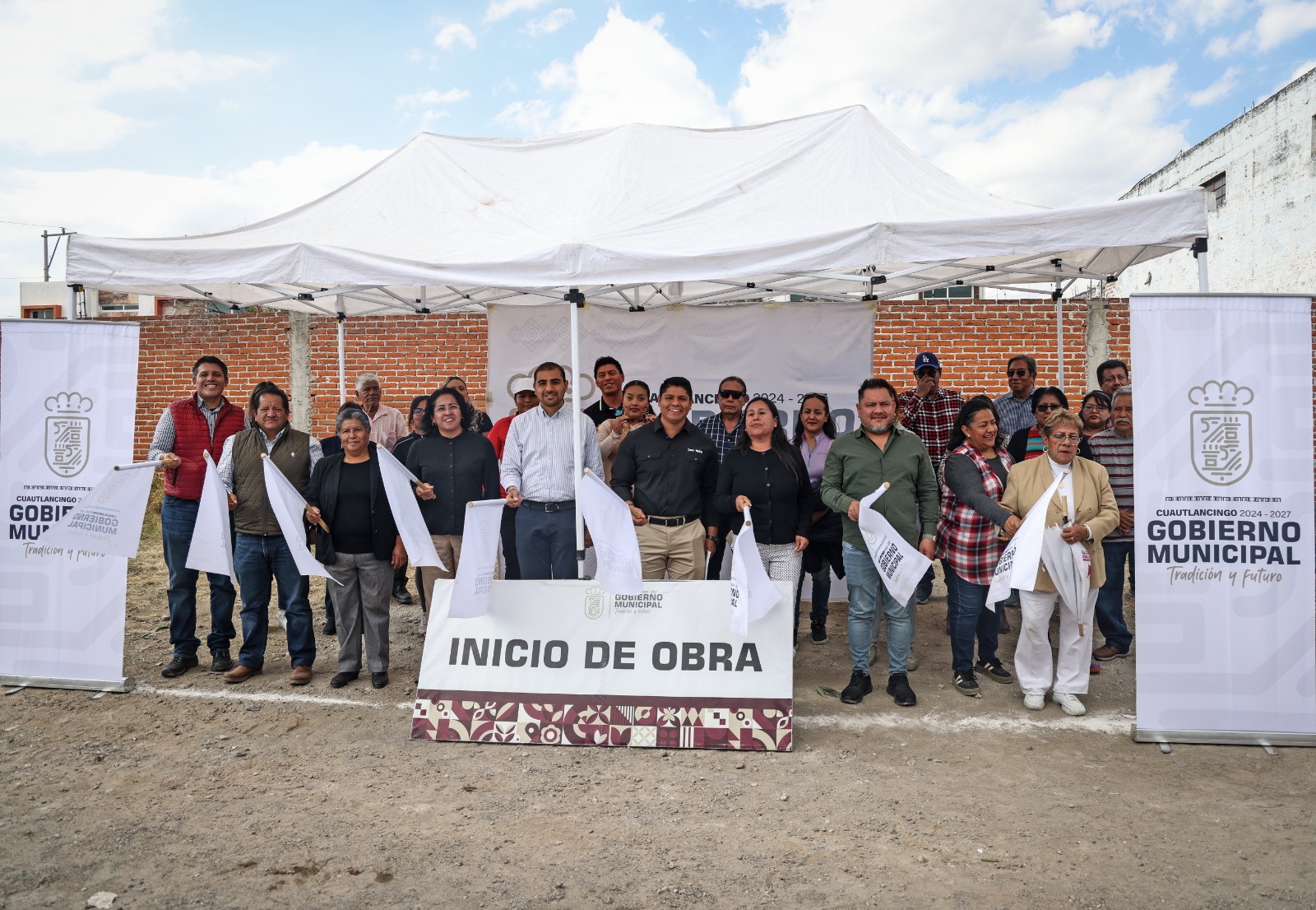 Omar Muñoz dignifica privadas de Cuautlancingo 