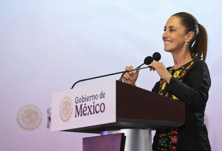 Entrega de pensiones refuerza derechos sociales en el Edomex