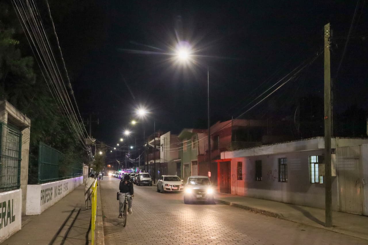 Continúa Tonantzin Fernández con la modernización de luminarias en San Pedro Cholula