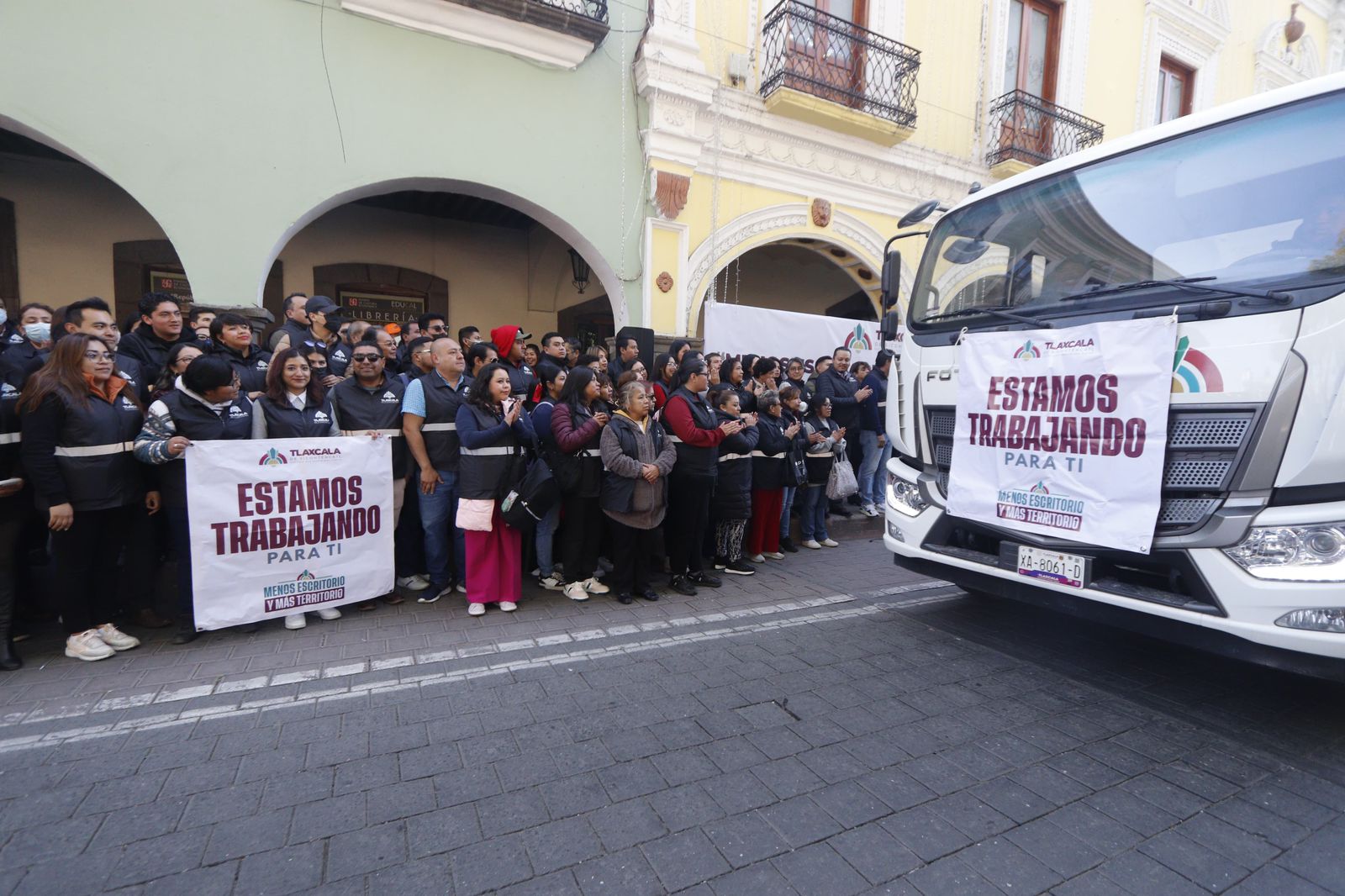“Menos escritorio y más territorio: alcalde de Tlaxcala sale a las colonias”