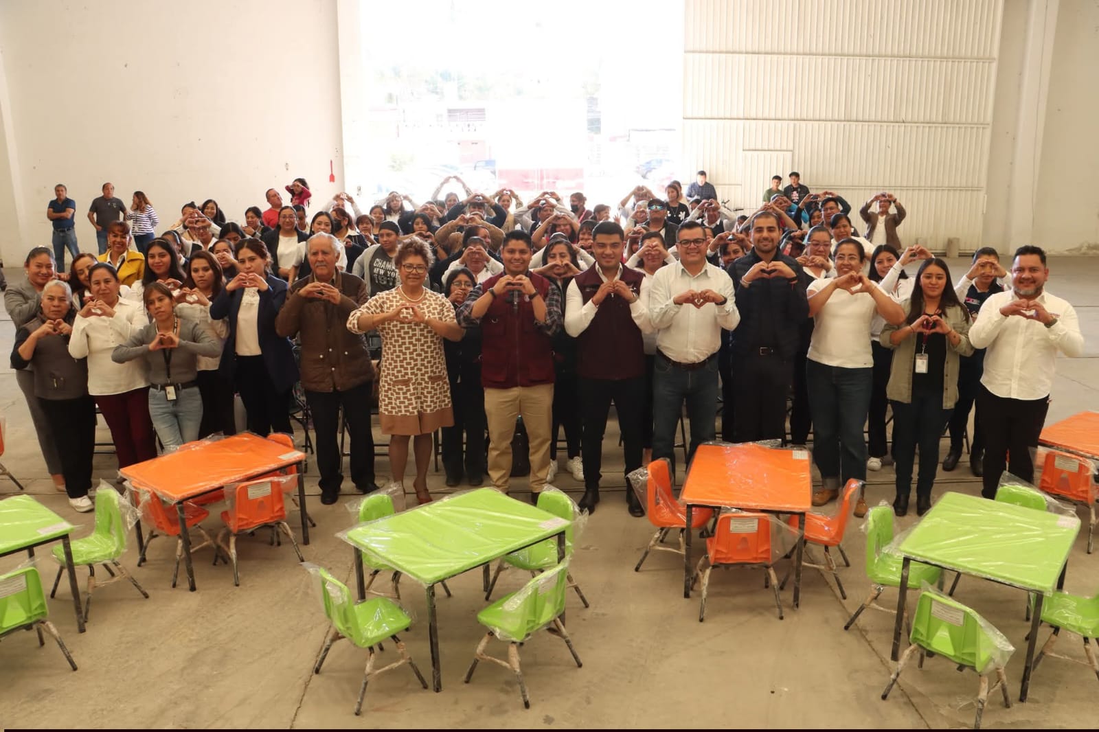 Refuerzan CAICS de Cuautlancingo con mobiliario nuevo