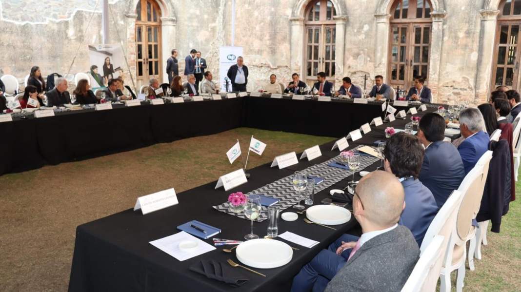 Nafin-Bancomext llama a empresarios de Tlaxcala a aprovechar el nuevo orden global