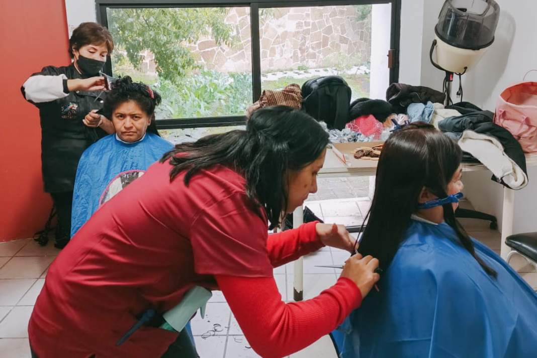 Tlaxcala impulsa a mujeres con cursos para emprender y generar ingresos