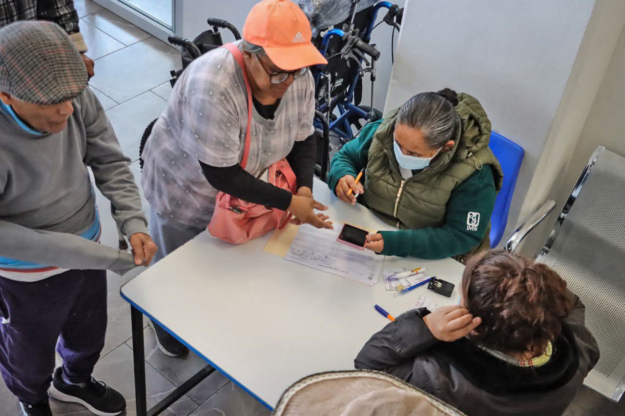 Cuautlancingo refuerza la prevención de enfermedades con jornada integral de vacunación
