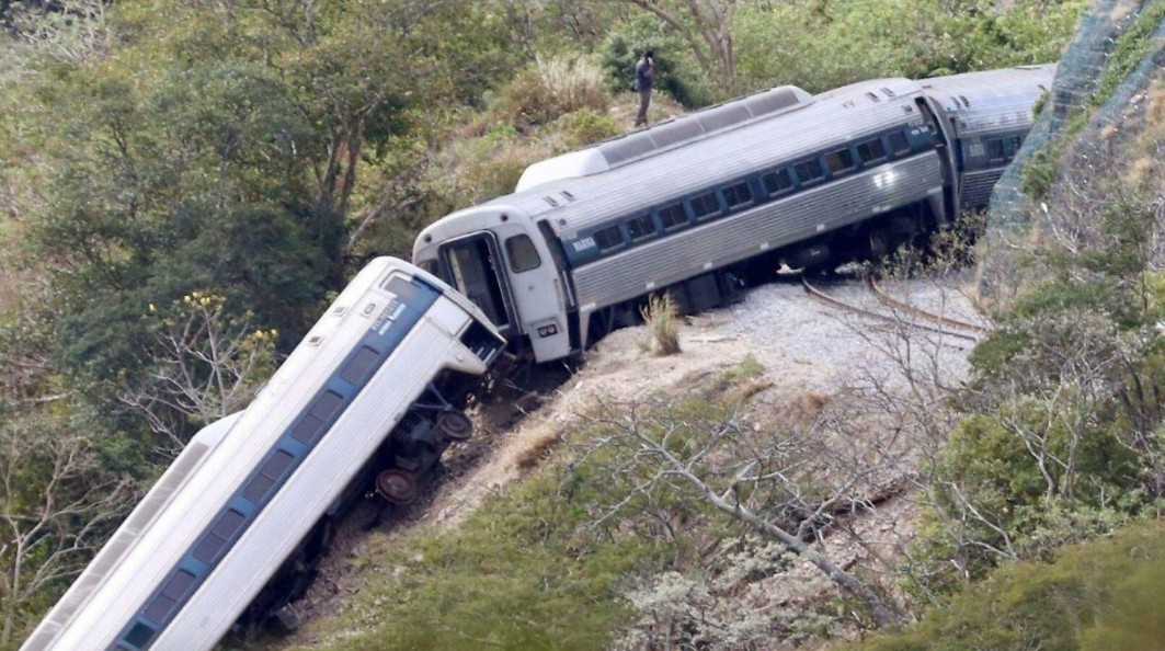 Exceso de velocidad provocó tragedia en el Tren Interoceánico