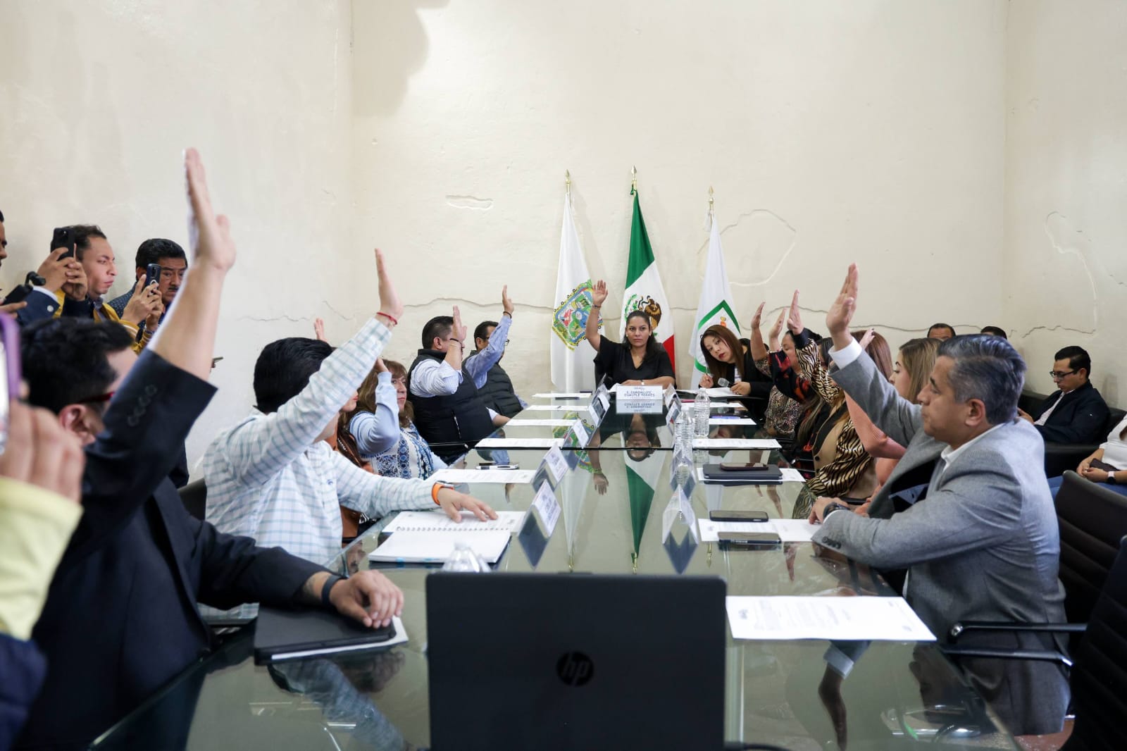 Cabildo de San Andrés Cholula aprueba licencia temporal de regidor y toma protesta a suplente