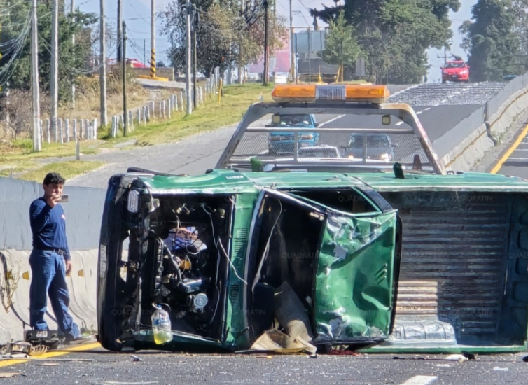 Fatal volcadura en Huamantla paraliza la México-Veracruz y deja un muerto