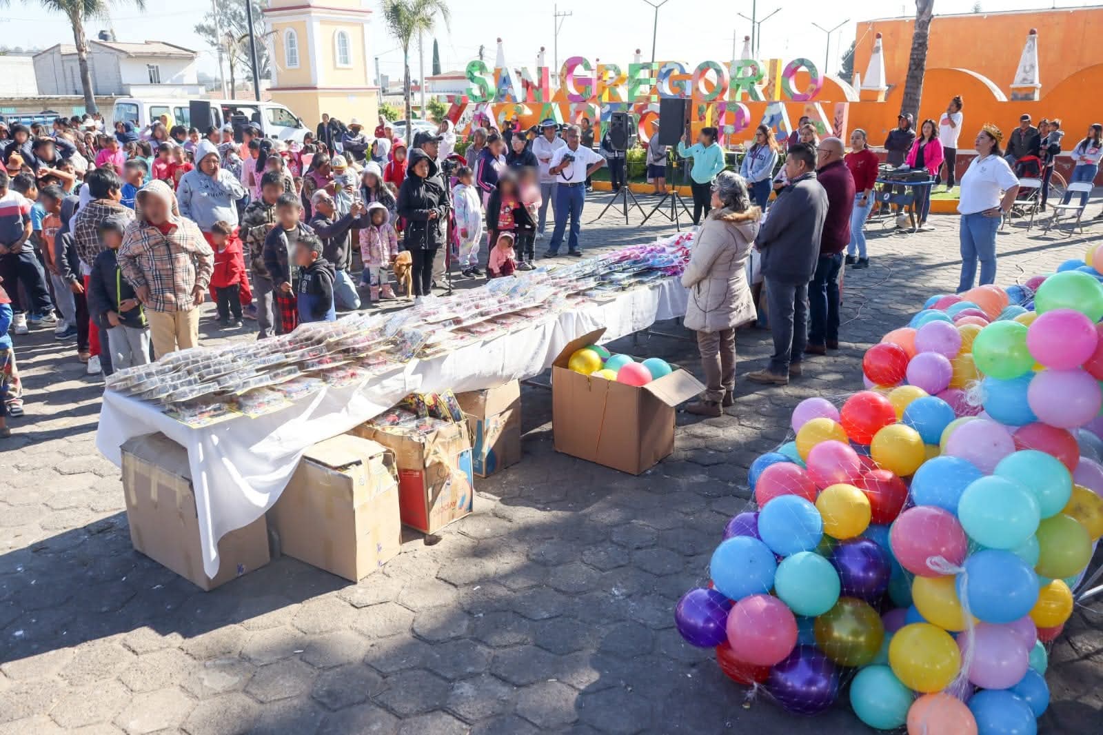 La Caravana de la Transformación lleva alegría y esperanza a la niñez de San Pedro Cholula