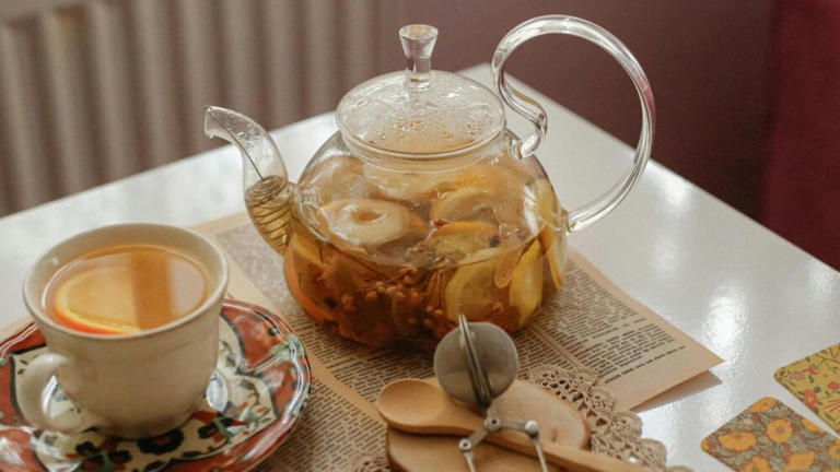 Infusiones y hierbas que ayudan a regular el azúcar en sangre