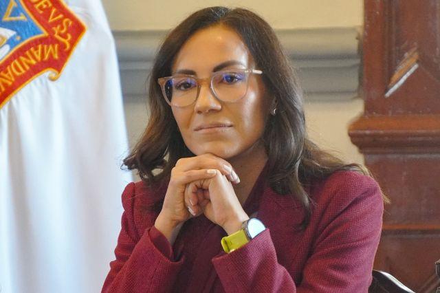 Asaltan a síndica del Ayuntamiento de Puebla y advierten sobre posible uso indebido de su teléfono