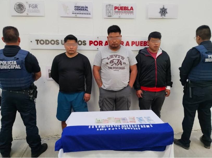 COMUNICADO-Arrestan a tres por posible delito contra la salud 