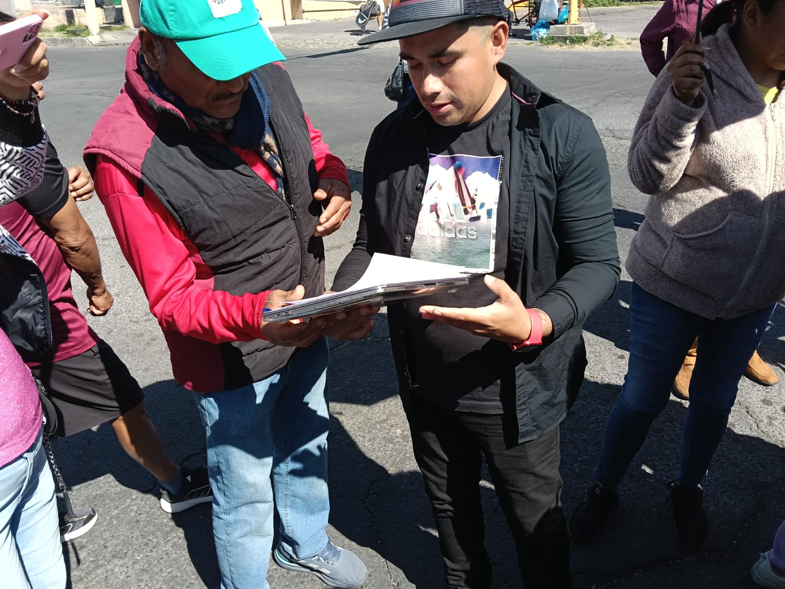 Ante la inconformidad en el servicio de agua potable en la zona, el Ayuntamiento de San Andrés Cholula acompaña a habitantes de Concepción Guadalupe en busca de soluciones