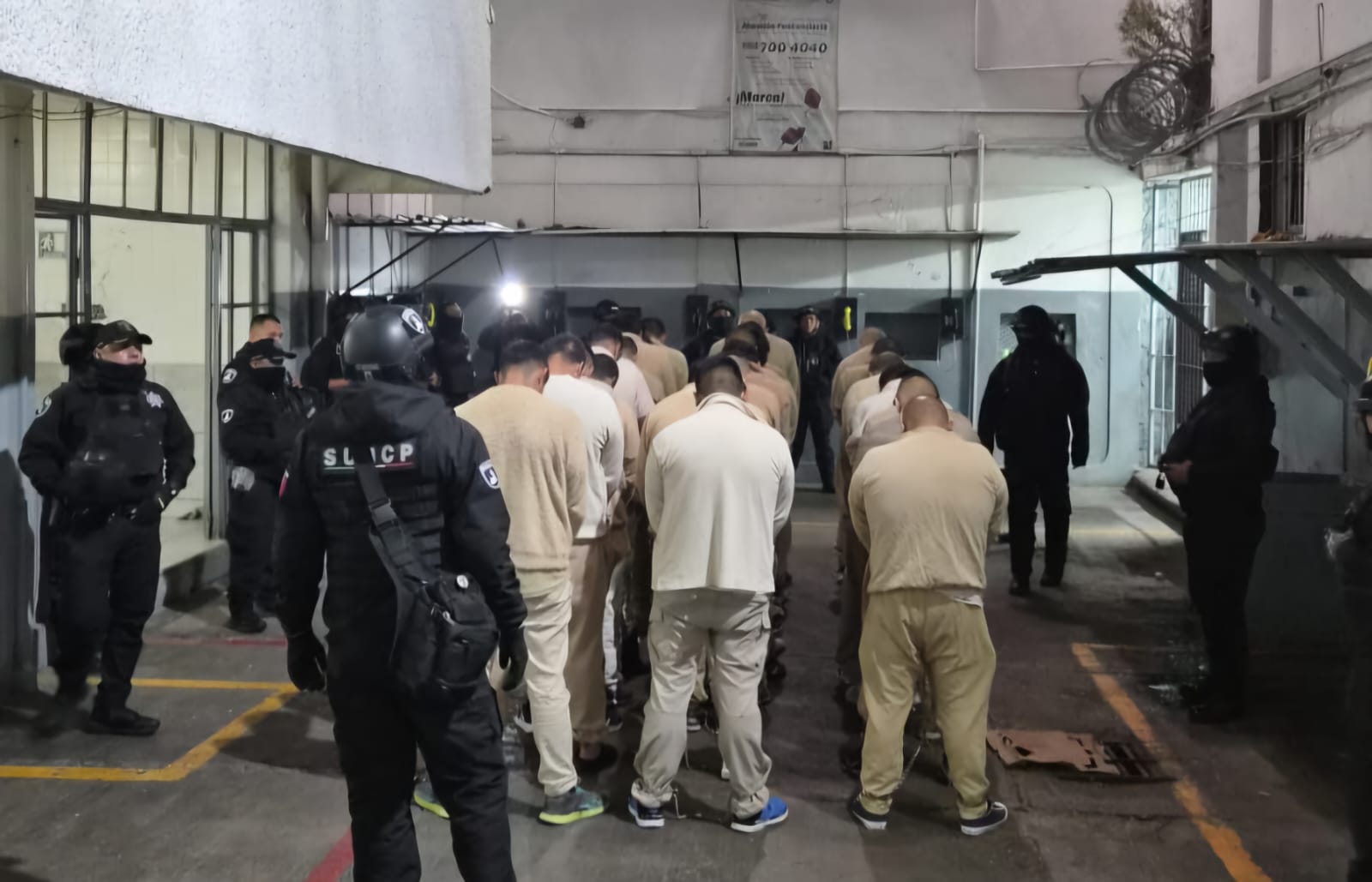 Operativo interinstitucional garantiza traslado ordenado en el centro penitenciario regional de San Pedro Cholula