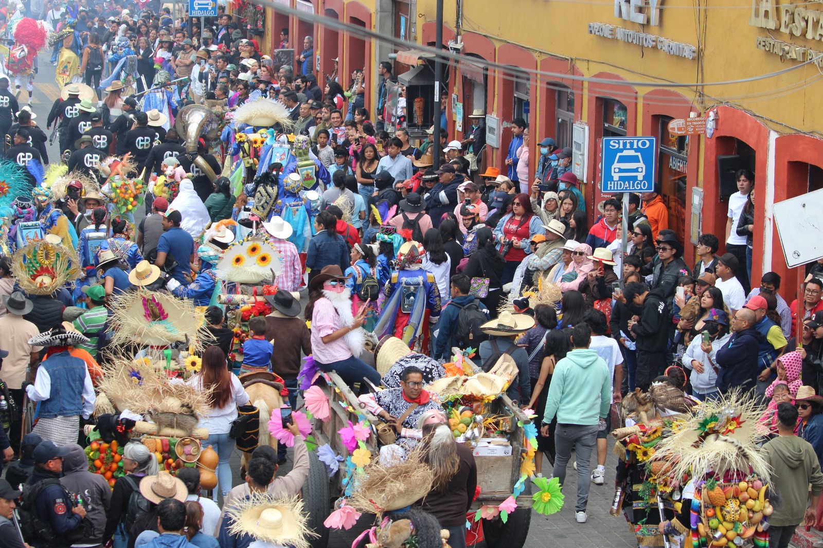 Saldo blanco en el Carnaval 2026 de San Pedro Cholula; Tonantzin Fernández participa por tercer año consecutivo
