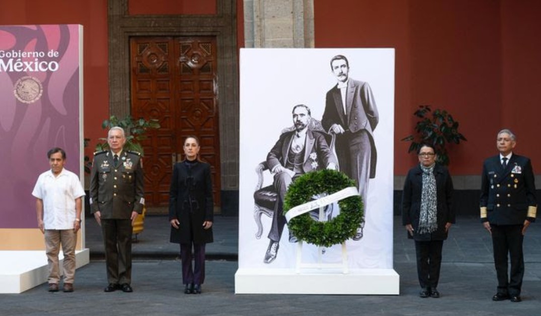 Ceremonia solemne en Palacio Nacional por el aniversario luctuoso