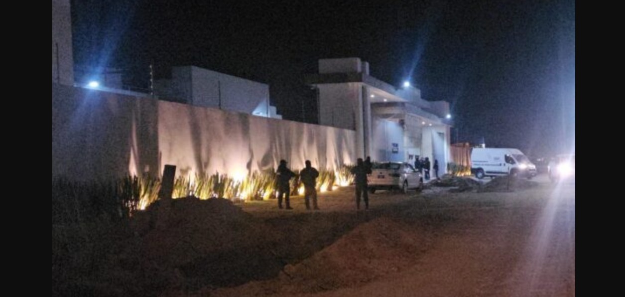 FGE Puebla realiza cateo en fraccionamiento Iskali