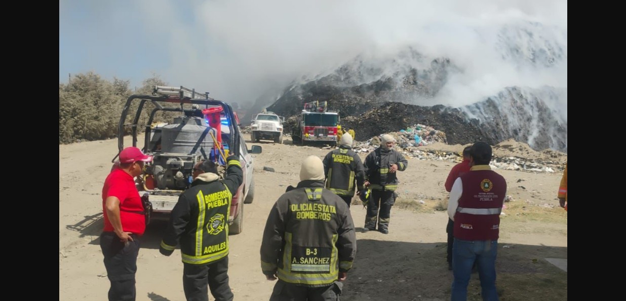 Incendio en relleno sanitario alcanza 70% de control