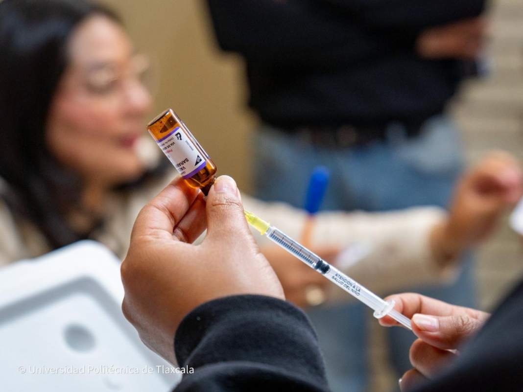 UPTlax y Tepeyanco refuerzan salud estudiantil con jornada preventiva integral