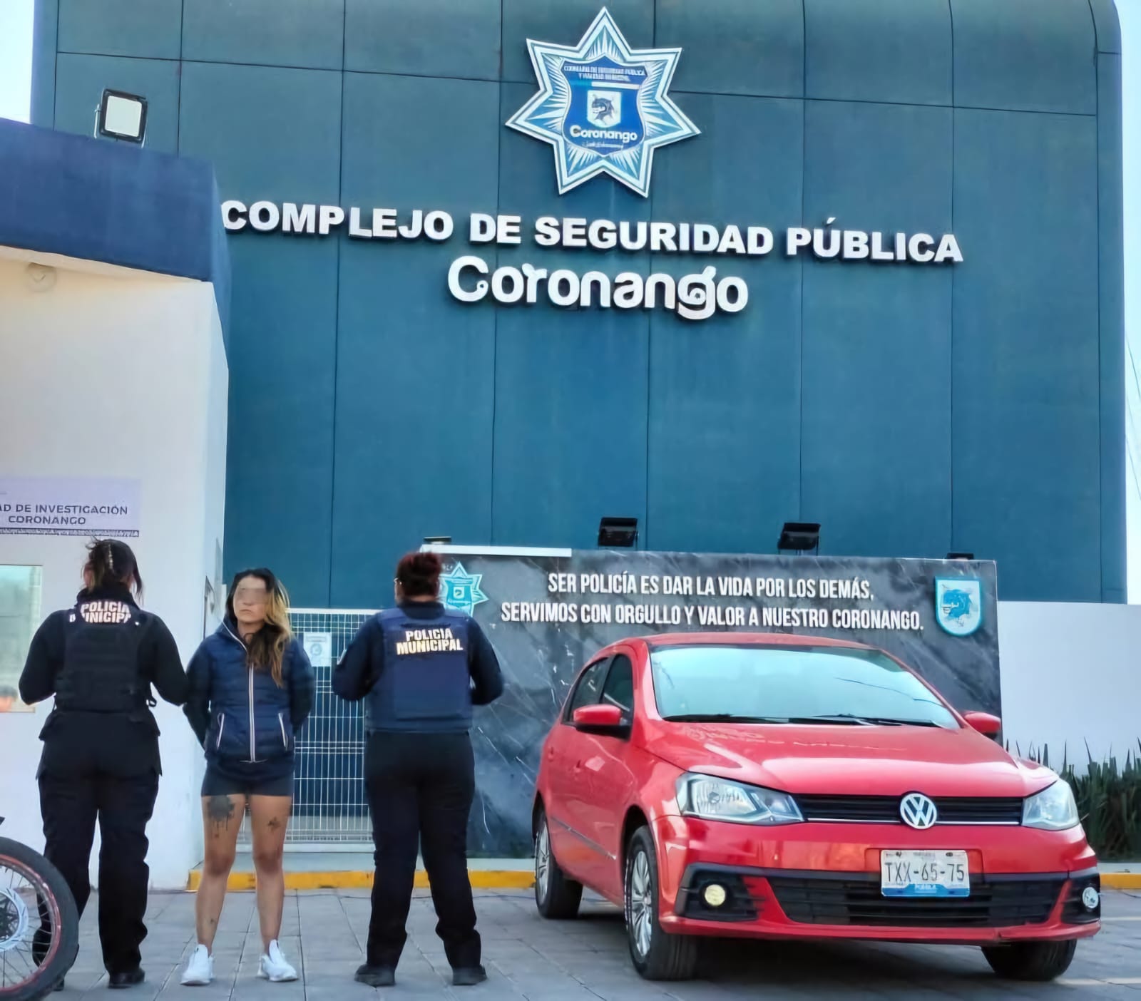 Recuperan Gol rojo con reporte de robo en Coronango