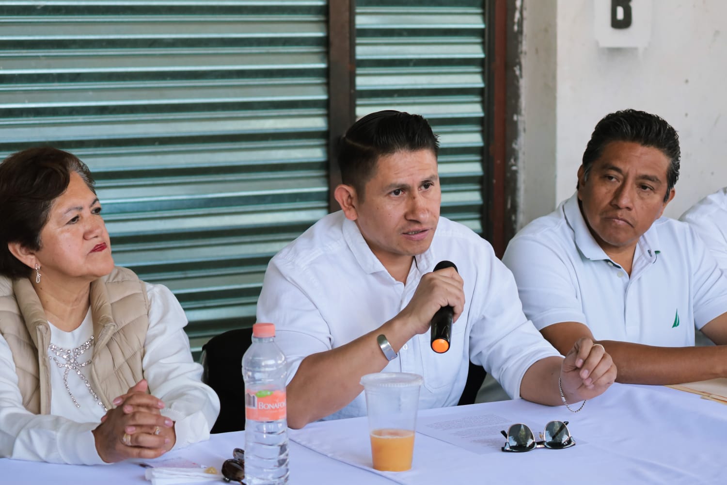 Bodegueros rechazan acuerdo del Ayuntamiento por barda en la Central de Abastos