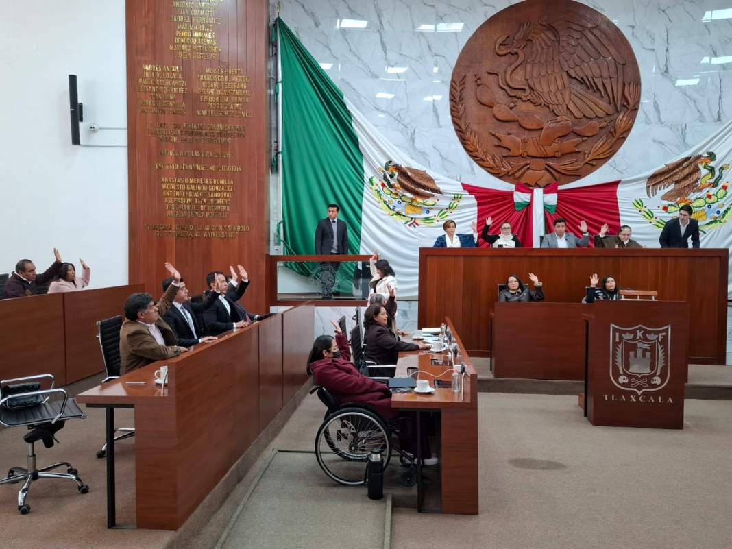 Congreso extingue Salud de Tlaxcala: alertan riesgos para trabajadores y recursos