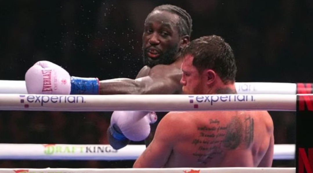 Canelo Álvarez y la derrota que cambió su panorama en el boxeo