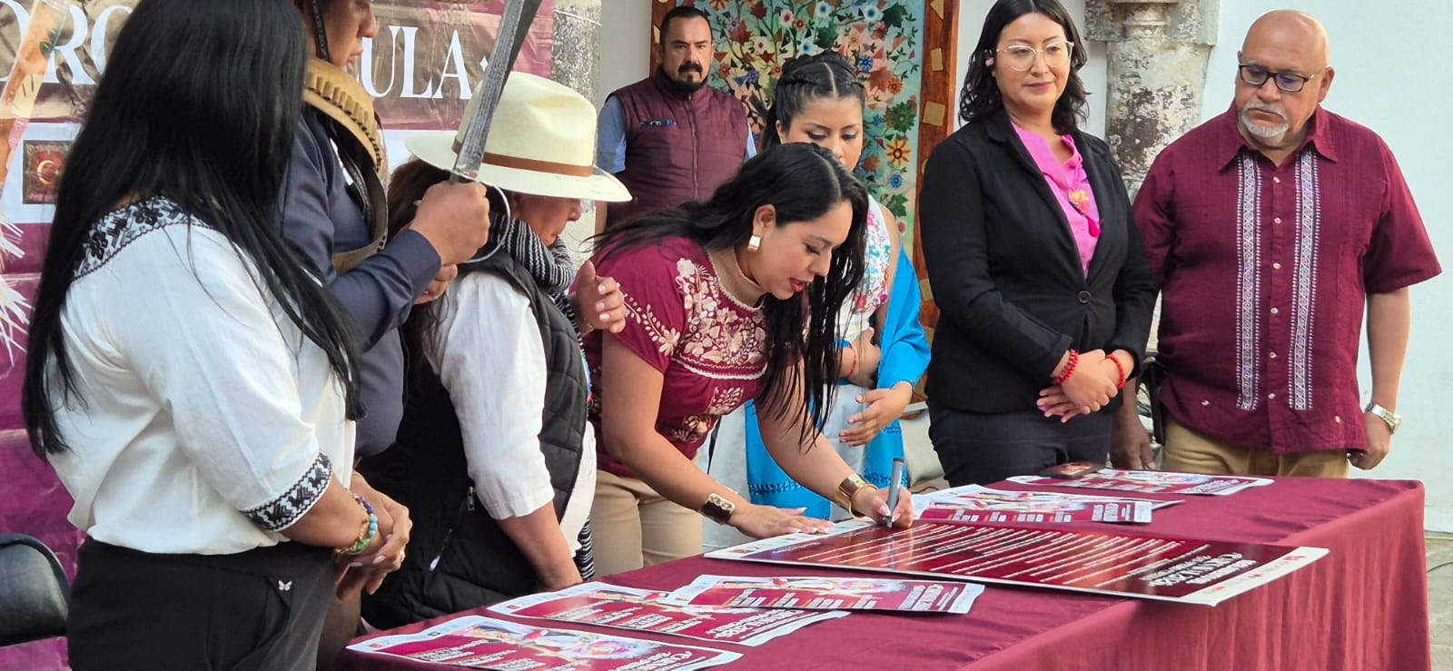 San Pedro Cholula enmarca inicio del Carnaval 2026 con Pega de Bando
