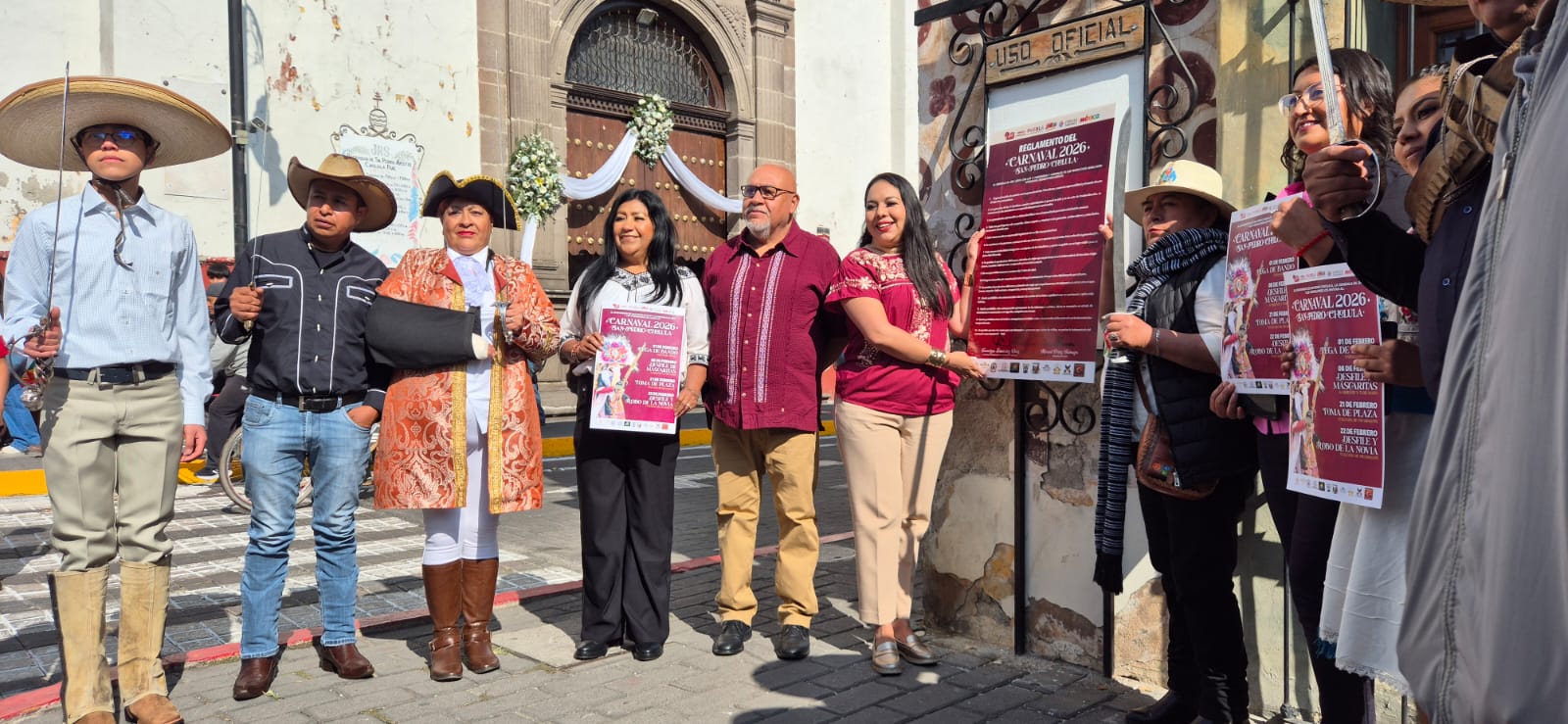 San Pedro Cholula enmarca inicio del Carnaval 2026 con Pega de Bando