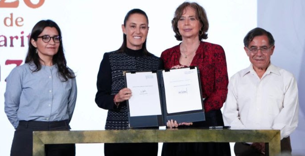 Claudia Sheinbaum durante el anuncio de la transformación del INEHRM.