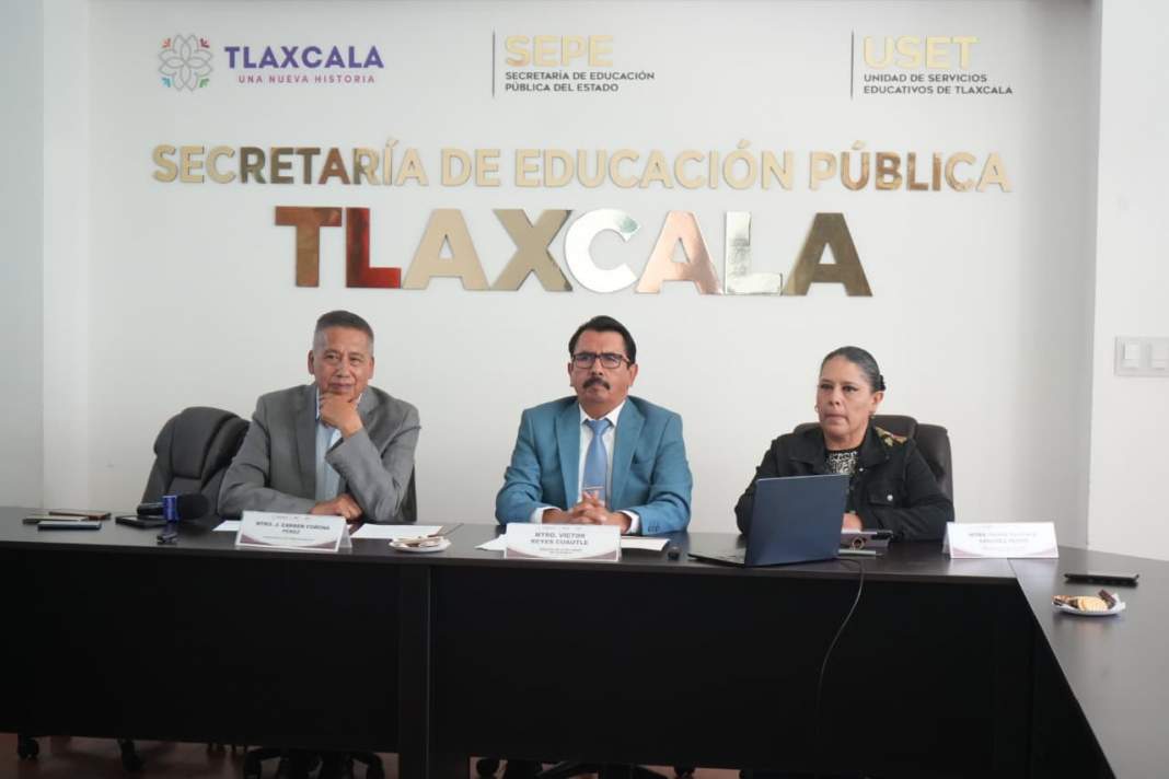Evento educativo en Tlaxcala con docentes e investigadores de la Red EPJA en conferencia