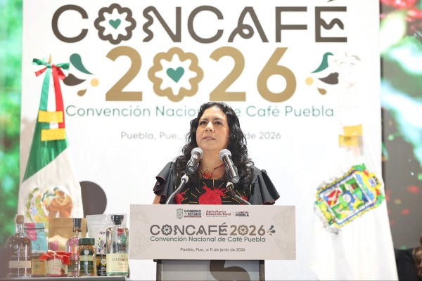 Destapan aspiraciones políticas de Ana Laura Altamirano en Atlixco 