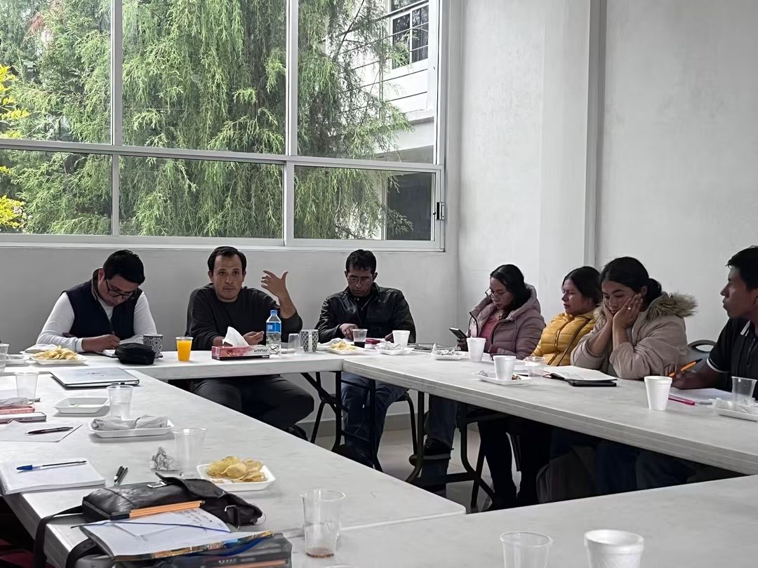 Disertan en Casa del Estudiante sobre la creación del hombre nuevo