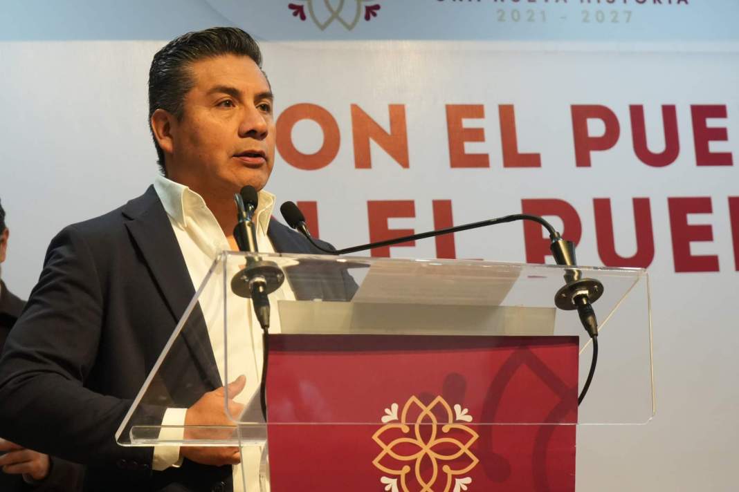 Sergio Hernández Córdova durante una declaración sobre búsqueda de personas.