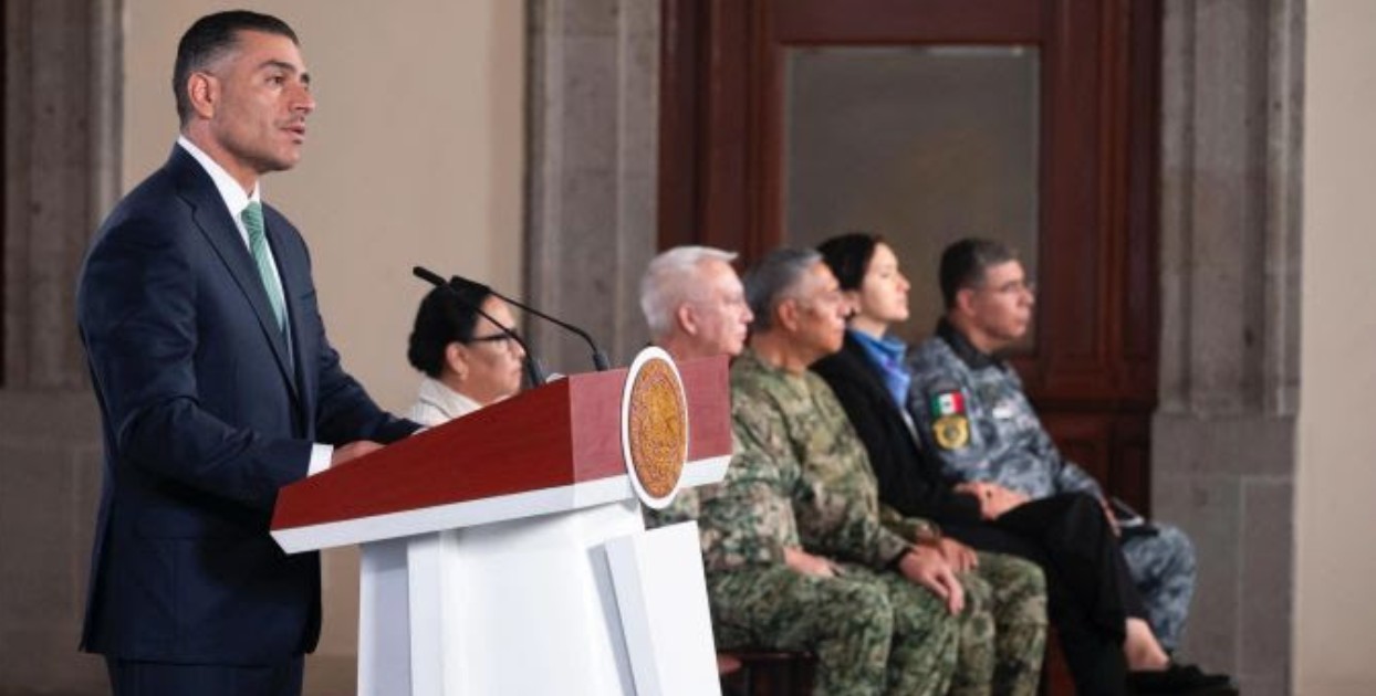 Claudia Sheinbaum durante conferencia sobre seguridad.