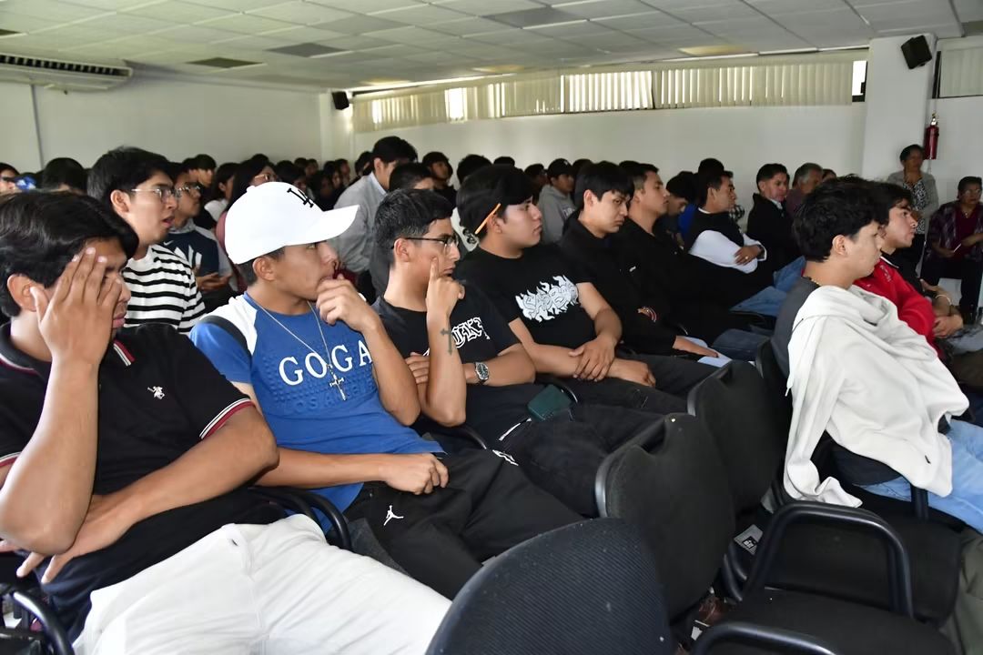 Estudiantes de la UTT denuncian acoso e intimidación por parte de docente