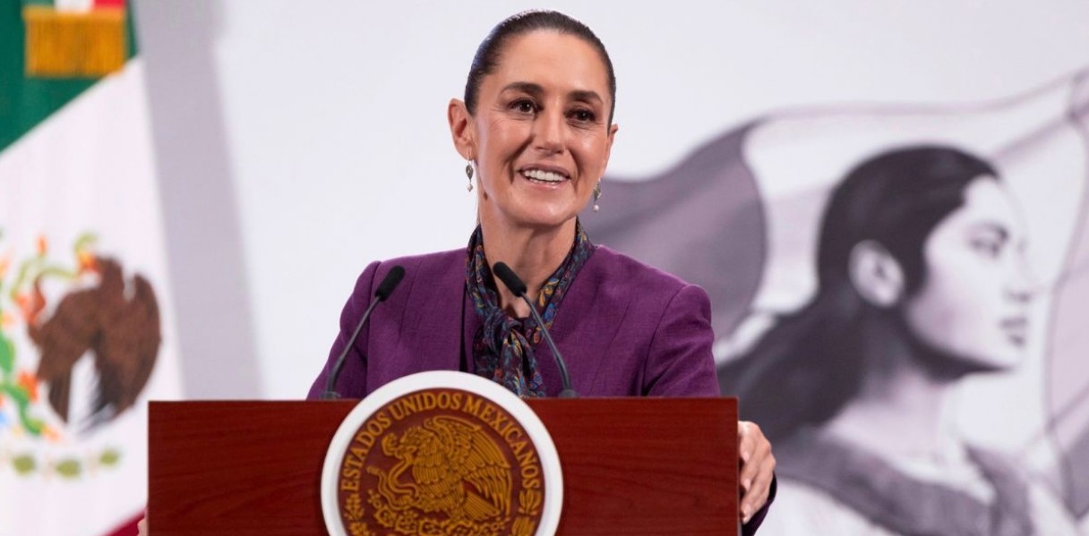 Claudia Sheinbaum durante la conferencia donde habló sobre la marcha de la CNTE.