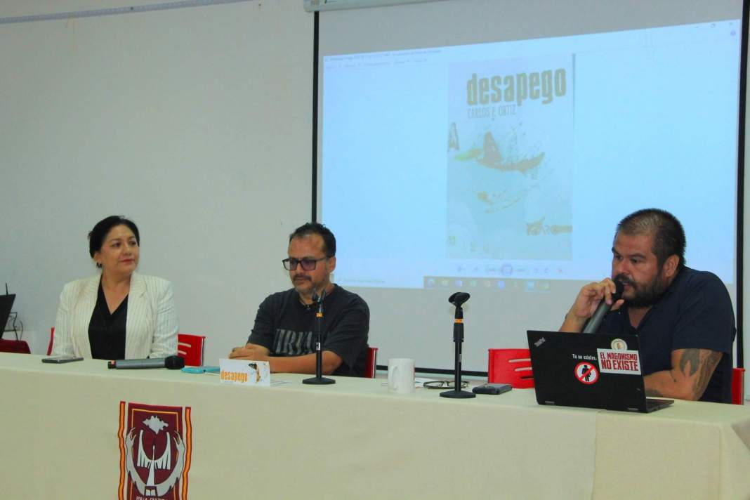 Presentación de libros en la Facultad de Filosofía y Letras de la UATx