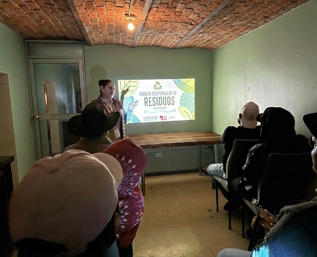 Promueve Servicio de Limpia la educación ambiental en el Fraccionamiento Los Pilares