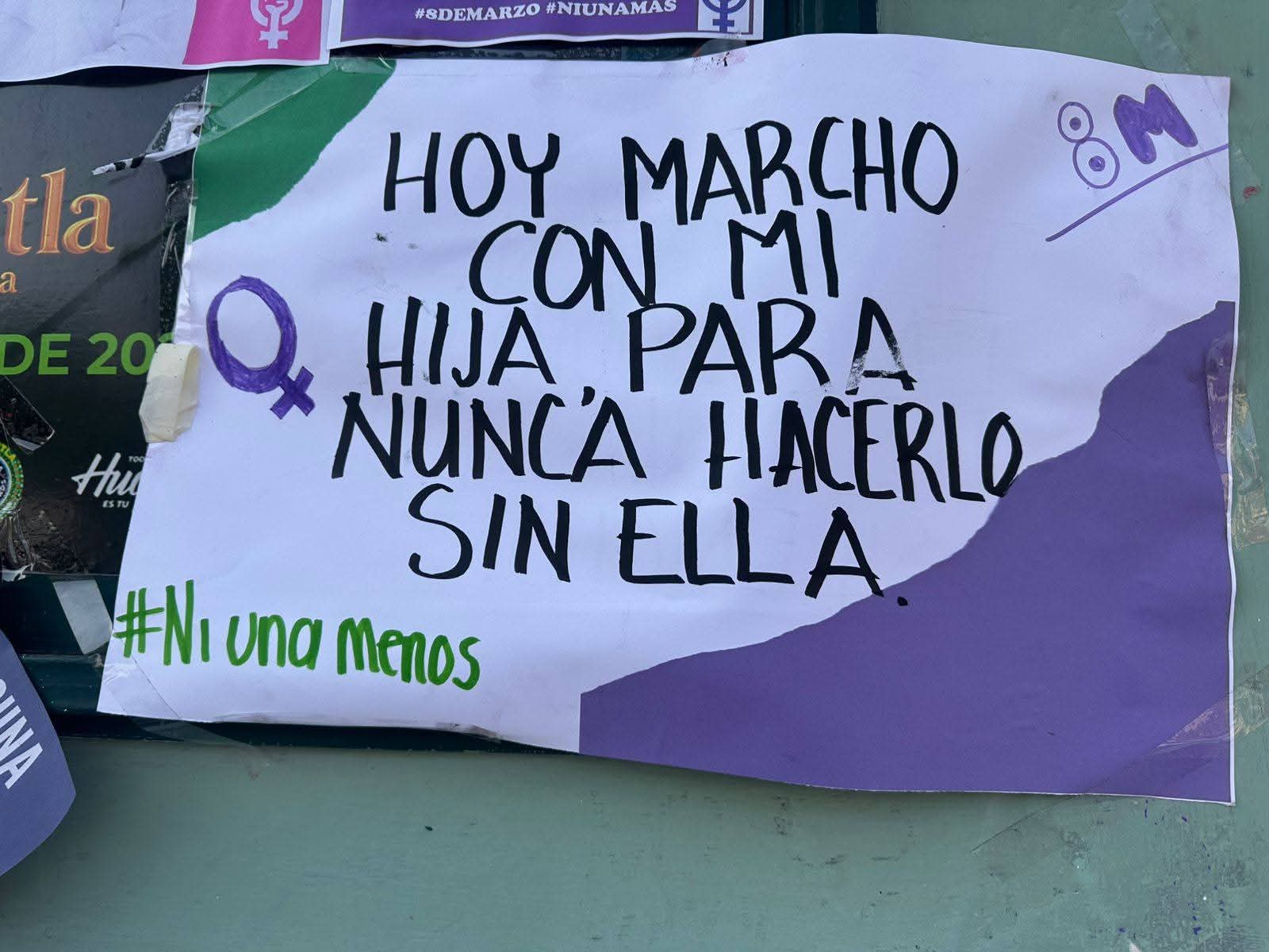 Con respeto y libertad se vivió la marcha del 8M en Huamantla