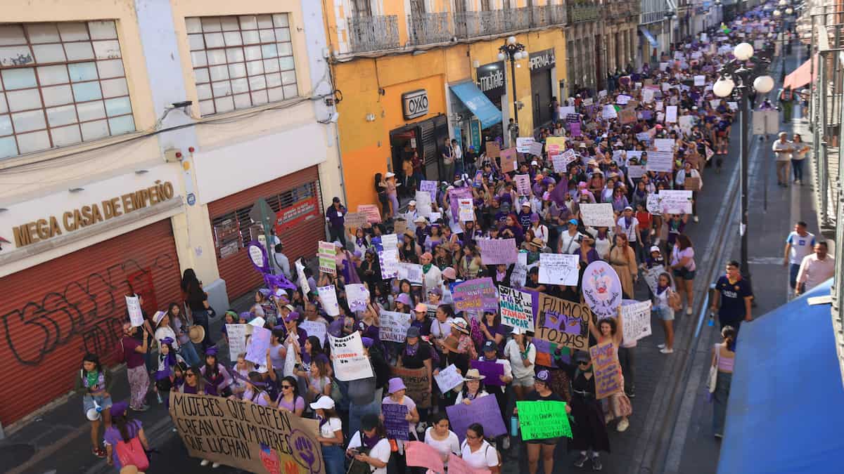Marchas del 8M en Puebla concluyen sin incidentes, reporta el Ayuntamiento