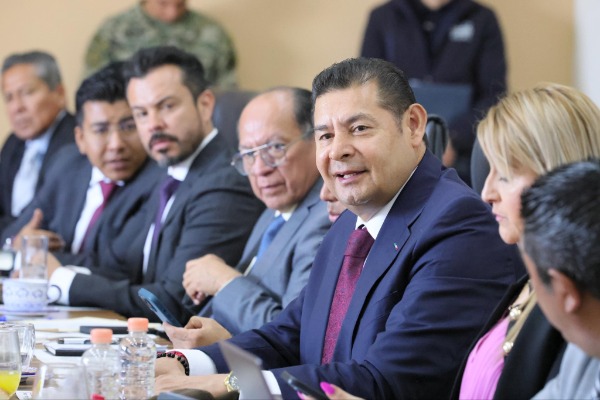 Alejandro Armenta y Morena Puebla respaldan el Plan B de la reforma electoral 