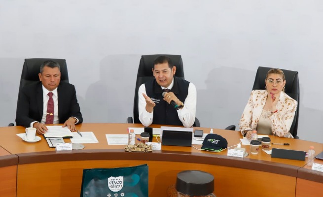 Gobernador de Puebla atenderá quejas ciudadanas a través de programa de radio y televisión en vivo 