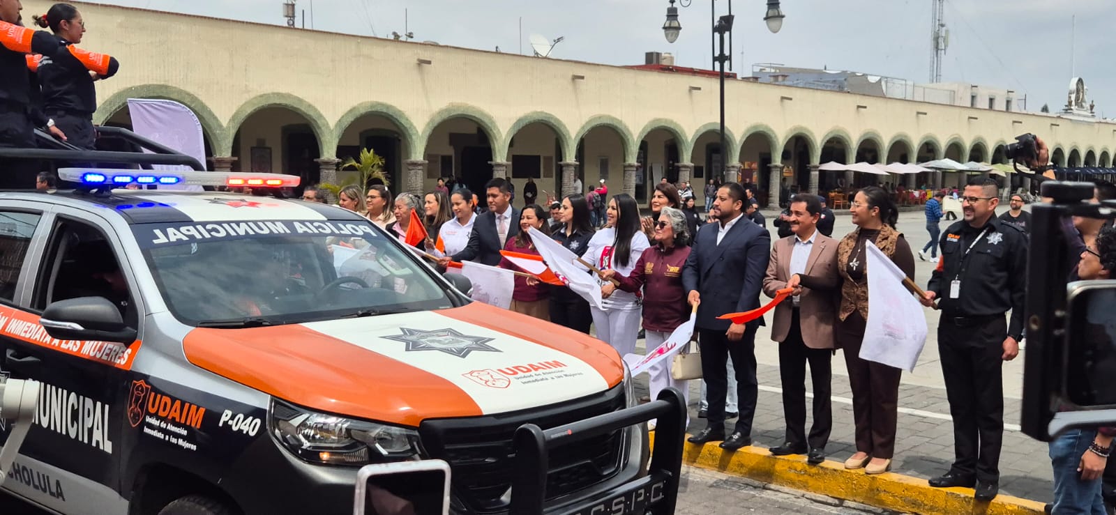 Tonantzin Fernández activa Unidad de Atención Inmediata a las Mujeres